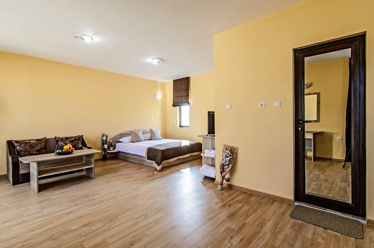 Alex Village Shkorpilovtsi Dış mekan fotoğraf